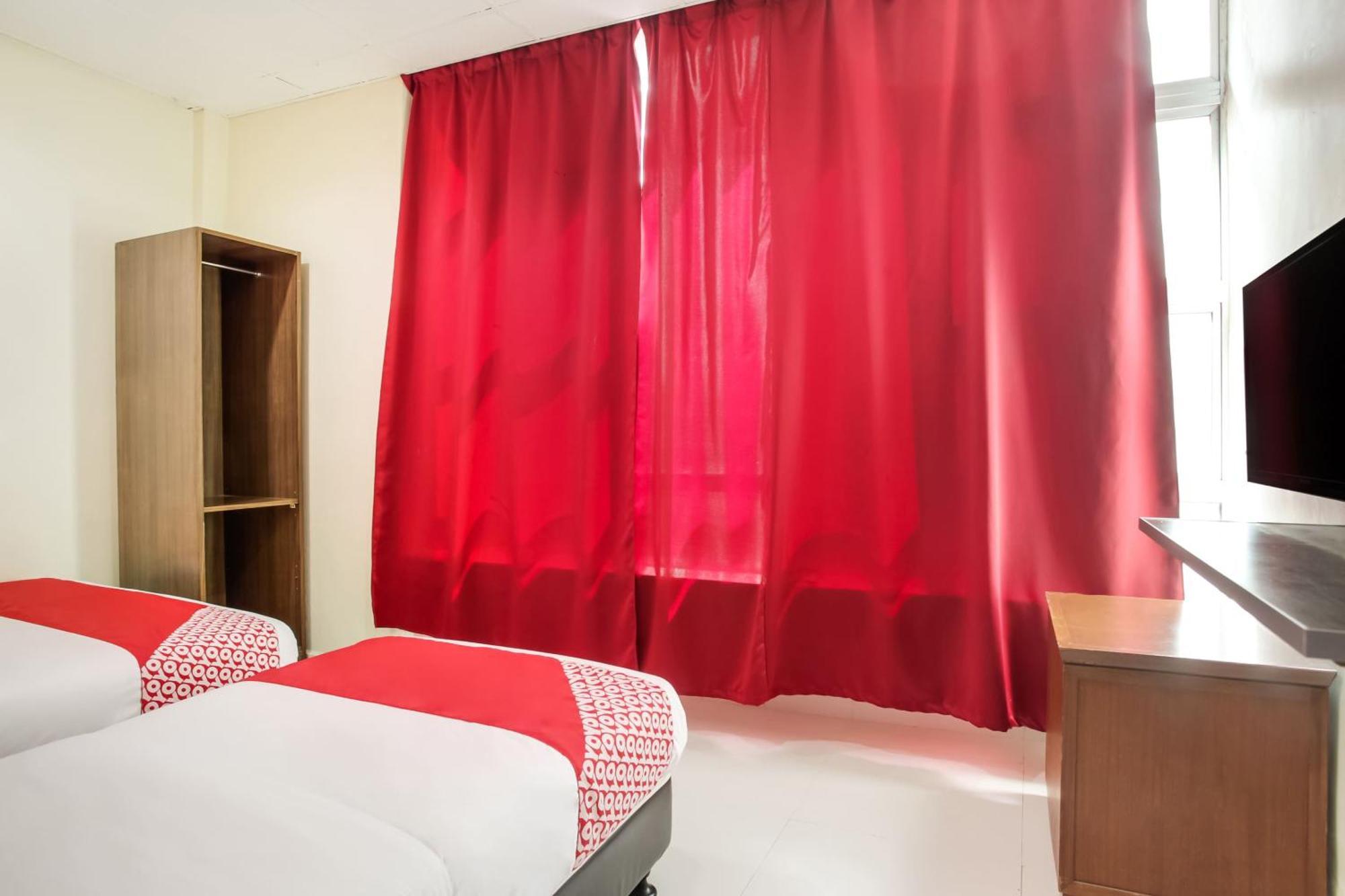 Super Oyo 89427 Kavanas Hotel Tajping Kültér fotó